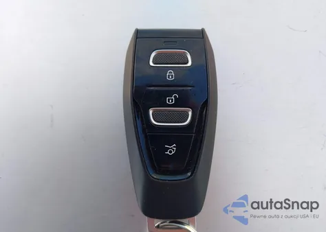 2021 Aston Martin Dbx z USA, uszkodzony, nr VIN SCFVUJAW1MTV02864